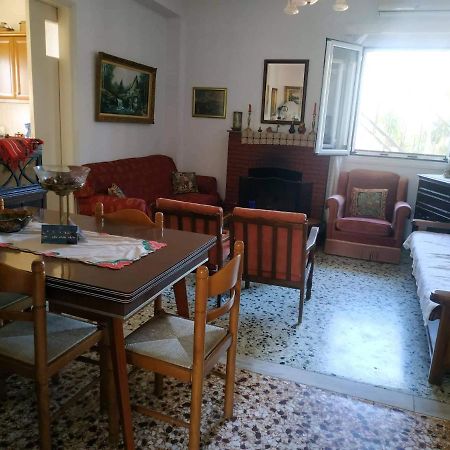 הוילה איגיו Vacation House Dionysia מראה חיצוני תמונה